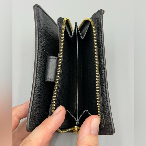 Louis Vuitton Juliette Wallet Reverse Monogram Canvas - Picture 12 of 14